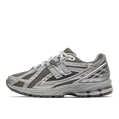 New Balance 1906R