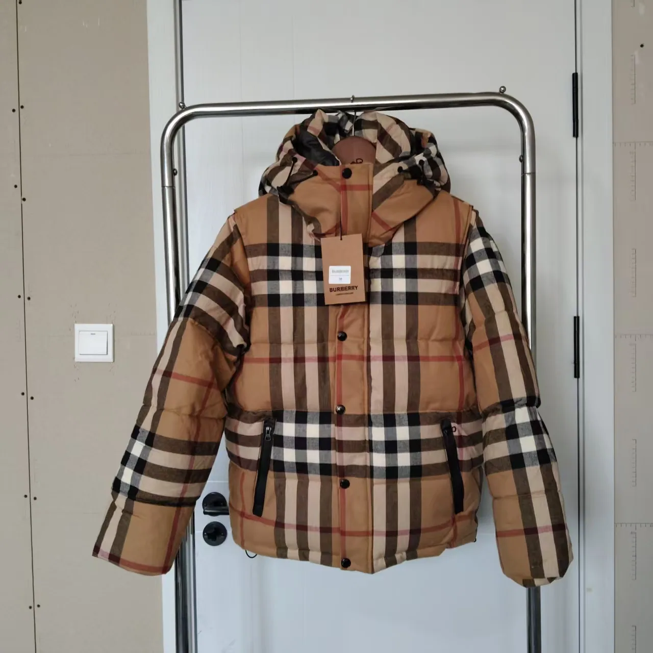 Burberry Check Hooded Puffer Jacket