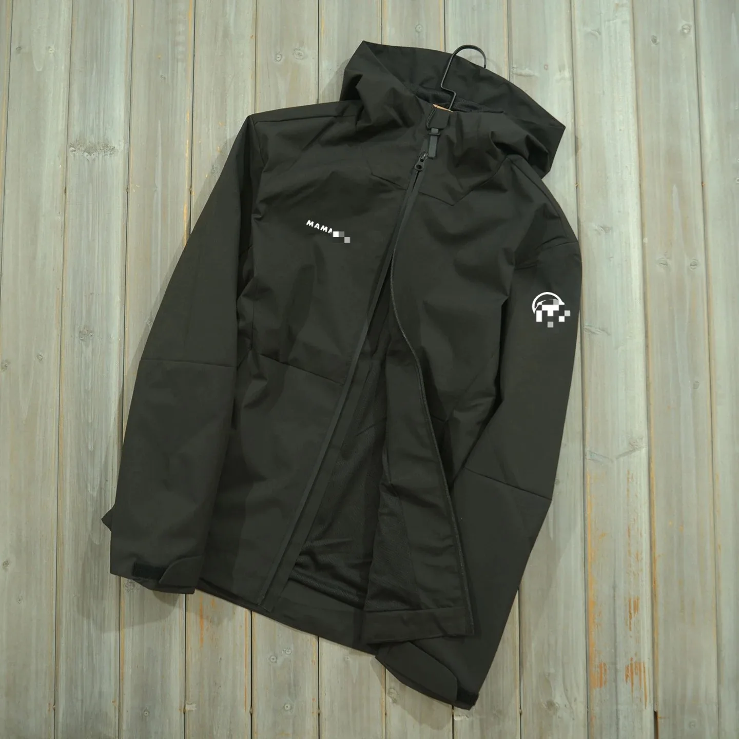 Mammut hooded windbreaker