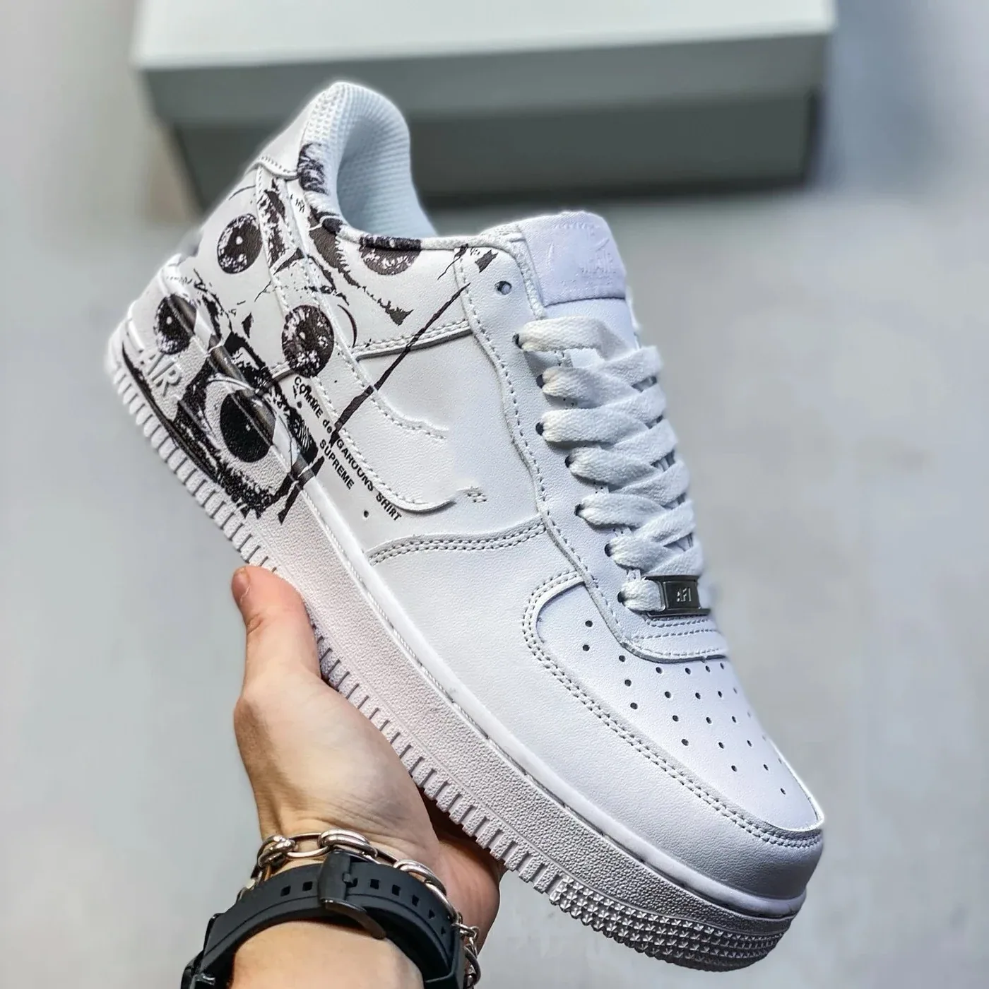 Nike Air Force 1 Sneakers