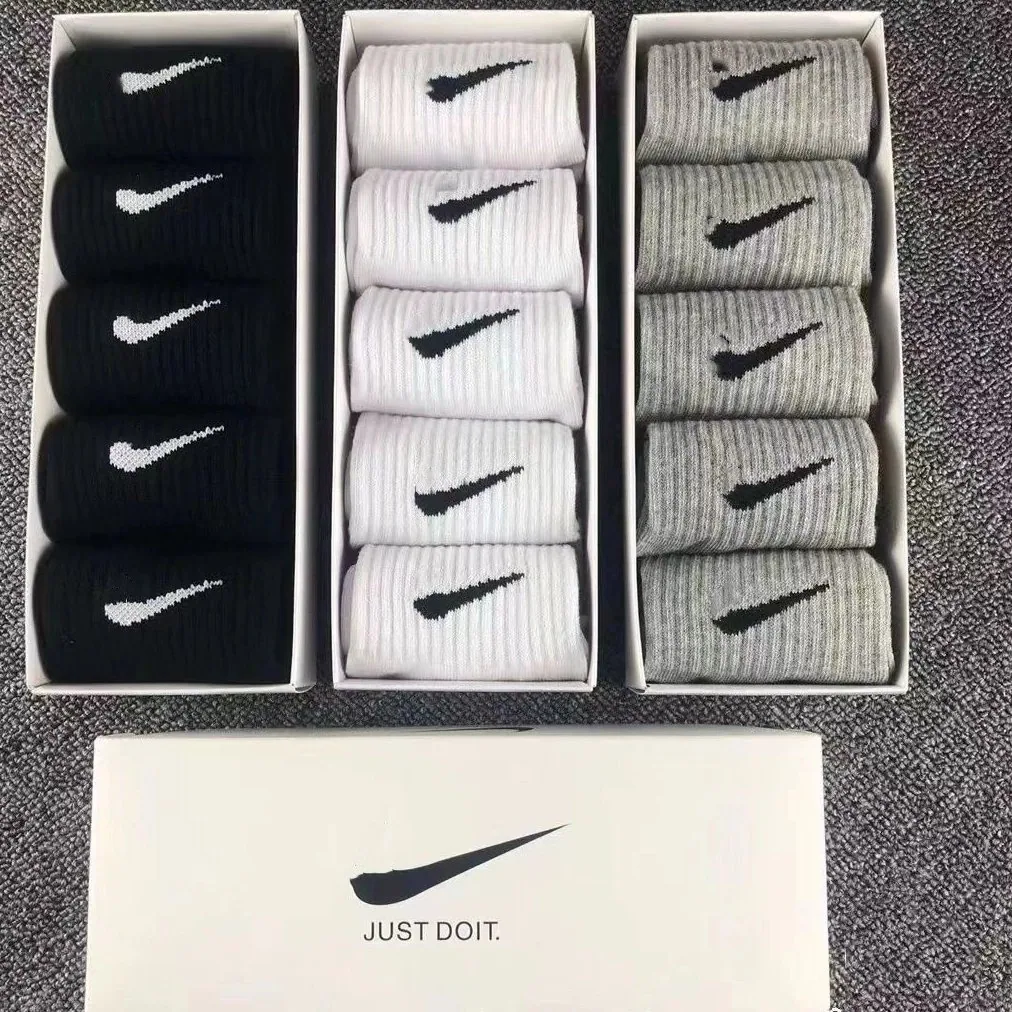 Nike Swoosh Crew Socks