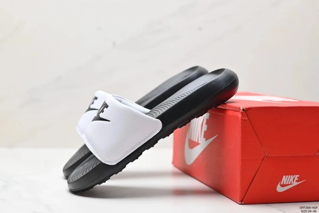Nike Calm Slide White Black