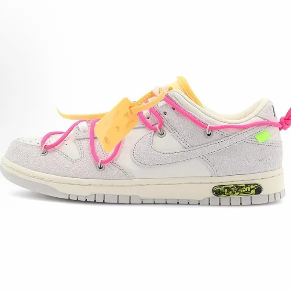 Nike Dunk Low Off-White Lot 17 of 50