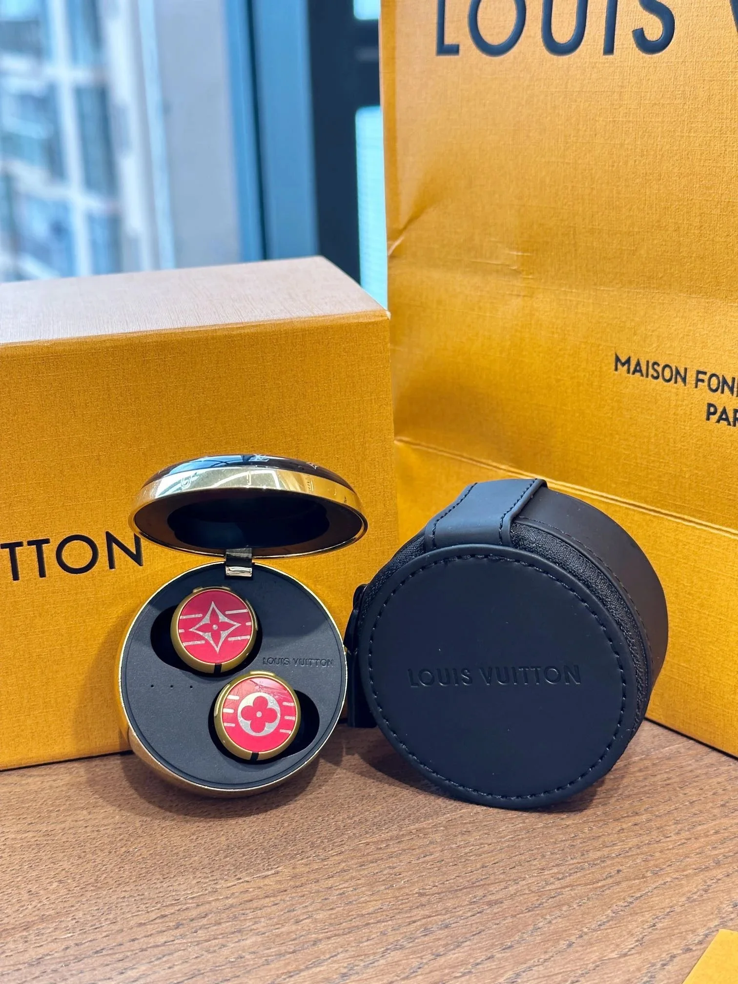 Louis Vuitton Horizon Wireless Earphones Red Monogram