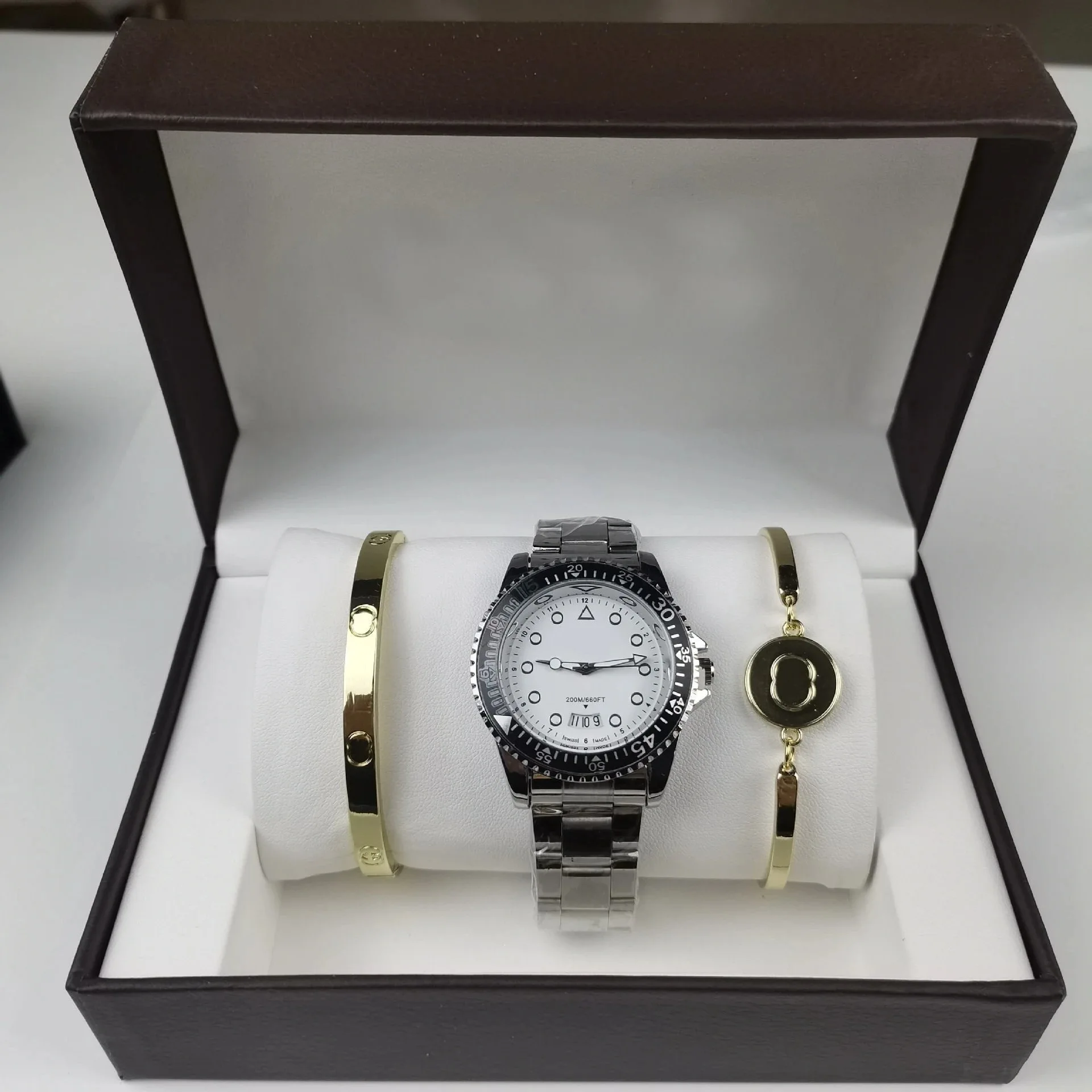 Gucci Three-Piece Watch Sets