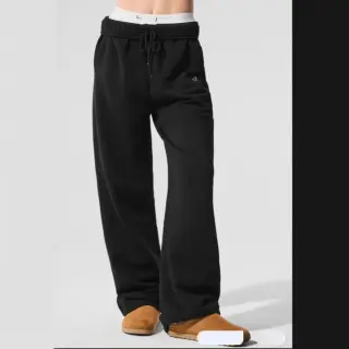 Alo wide leg sweatpants