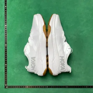 Hoka Transport