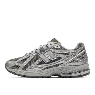 New Balance 1906R