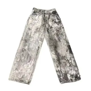 Distressed Washed Wide-Leg Jeans