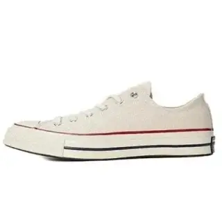 Comme des Garcons Play x Converse Low-Top Sneakers